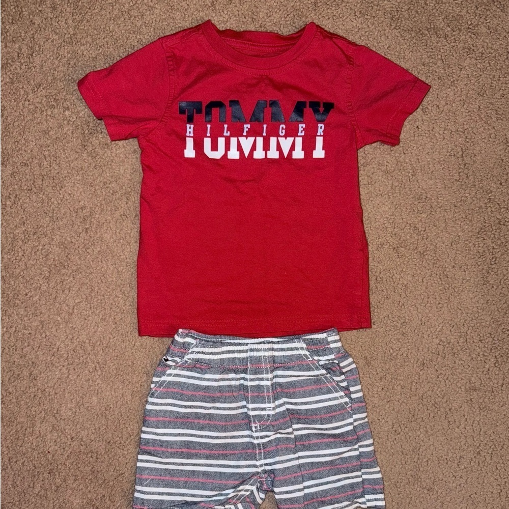 Tommy Hilfiger Red Kids Short Set, Size 24 months